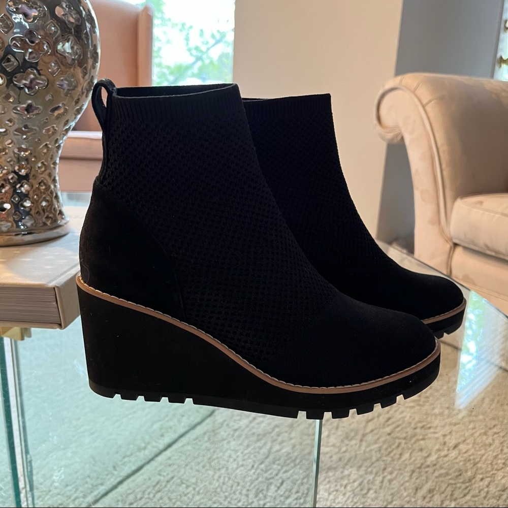 Eileen Fisher London Booties